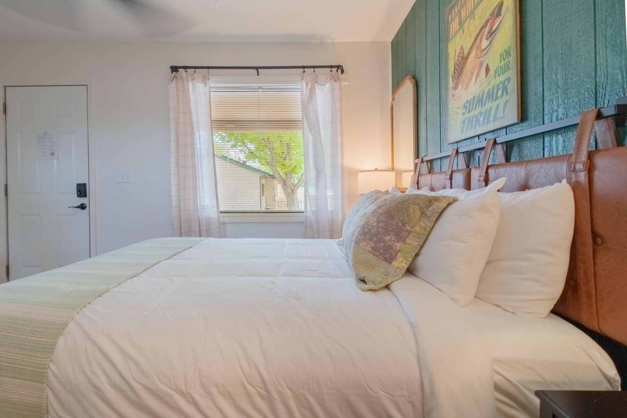 Carlton Marion Inn Yellville الغرفة الصورة