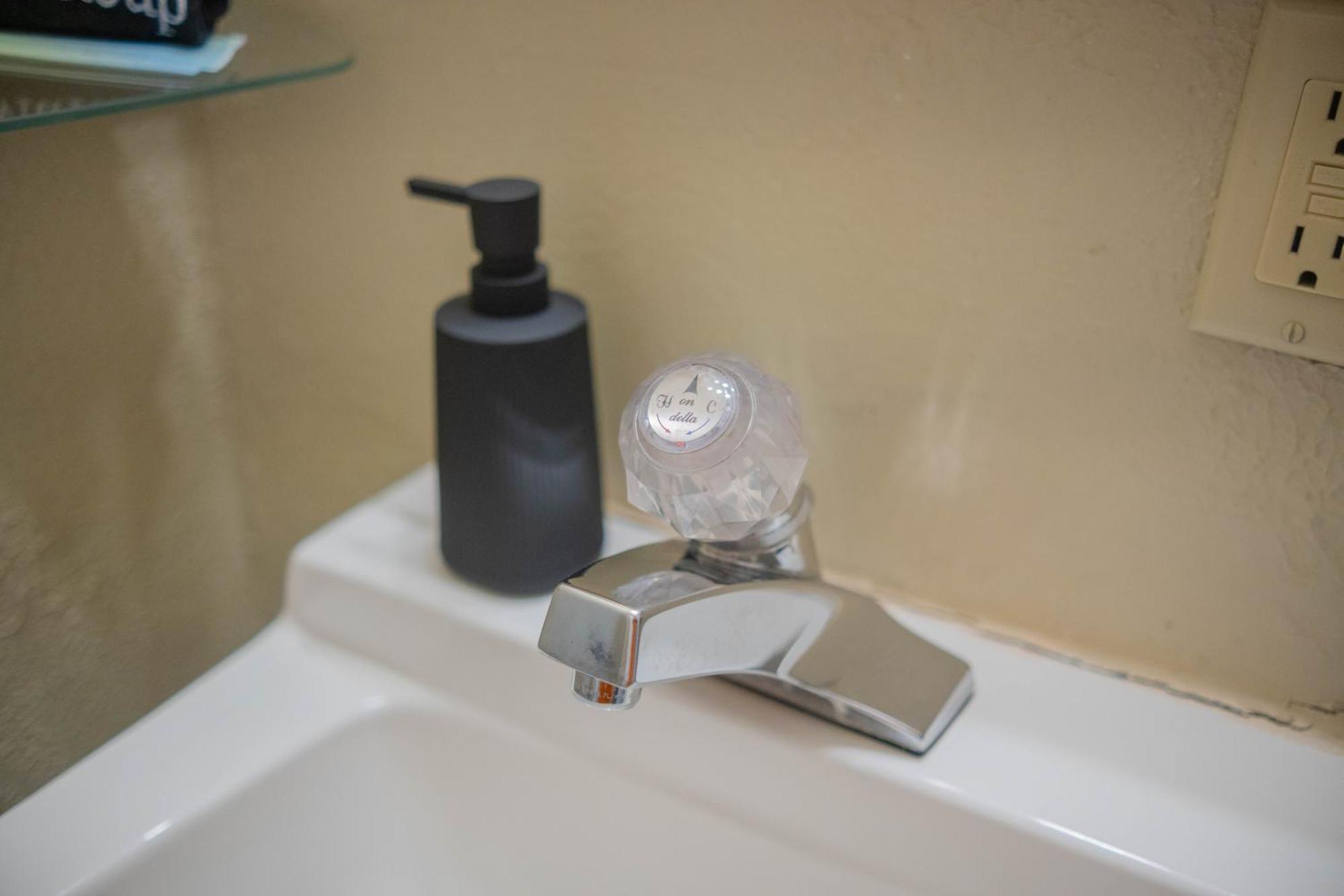 Carlton Marion Inn Yellville الغرفة الصورة
